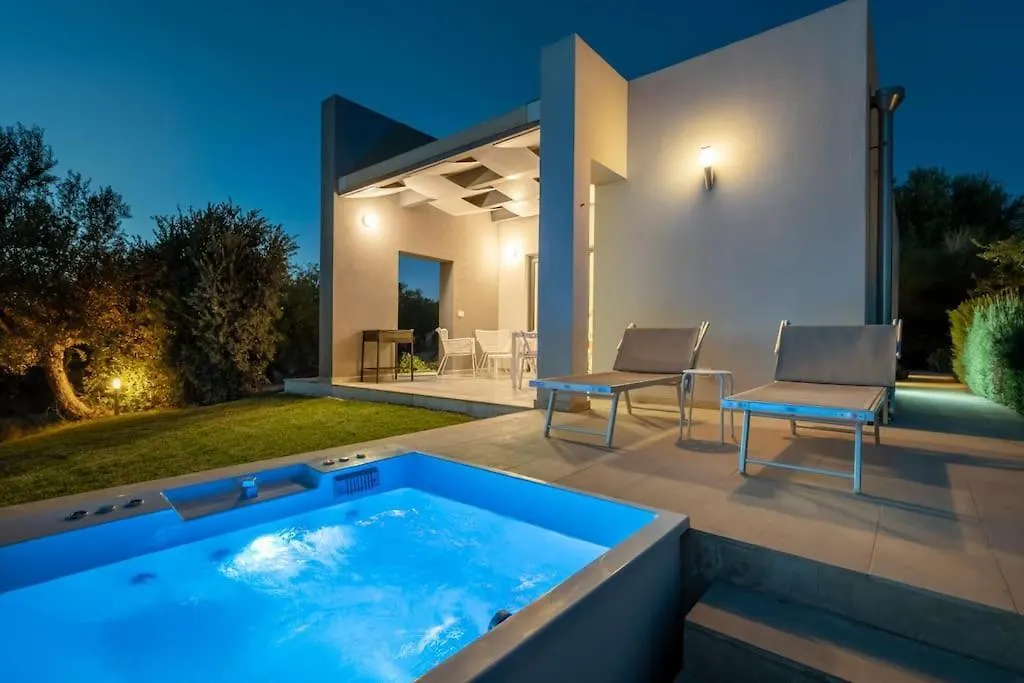 Villa Pettegola Tenuta Il Cavaliere Di Italia Noto- Vista Mare Mini Piscina Idromassaggio 0*, Νότο